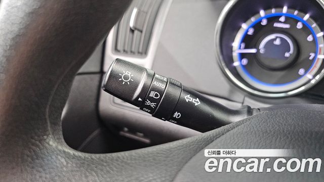 Hyundai Sonata 2012 — photo 17