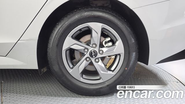 Kia K5 2024 — photo 7
