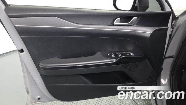 Kia K5 2024 — photo 14