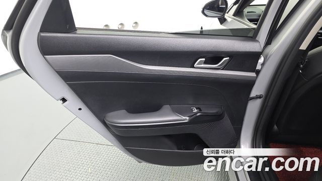 Kia K5 2024 — photo 15