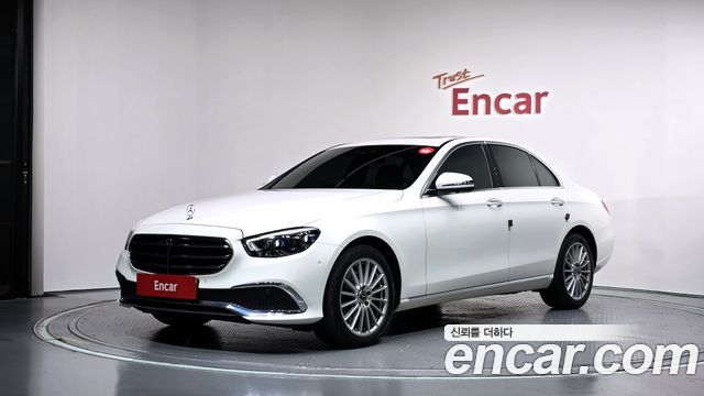 Mercedes-Benz E-Class 2021 — photo 1