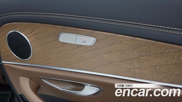 Mercedes-Benz E-Class 2021 — photo 18