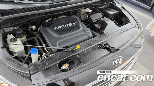 Kia Canival 2016 — photo 6