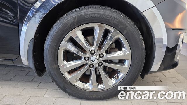Kia Canival 2016 — photo 7