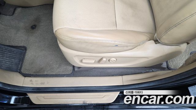 Kia Canival 2016 — photo 31