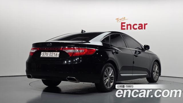 Hyundai Grandeur 2017 — photo 2