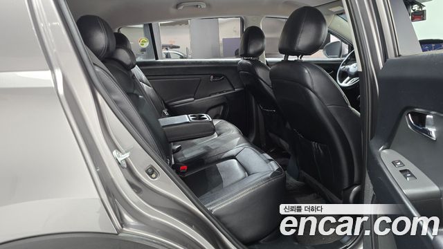 Kia Sportage 2013 — photo 17