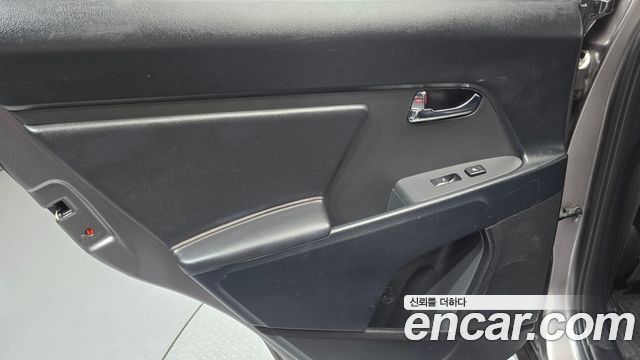 Kia Sportage 2013 — photo 15