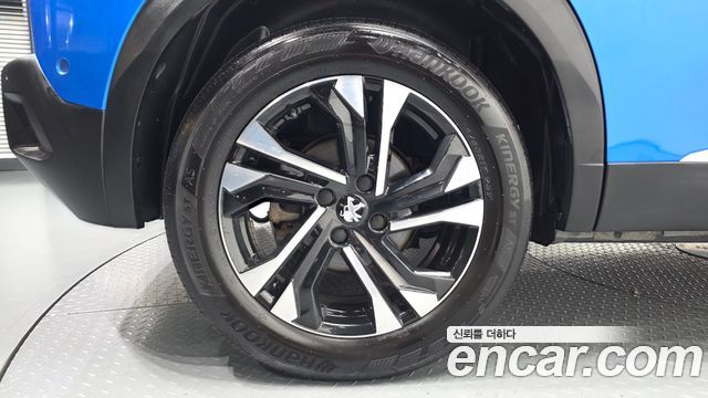 Peugeot 2008 2021 — photo 7