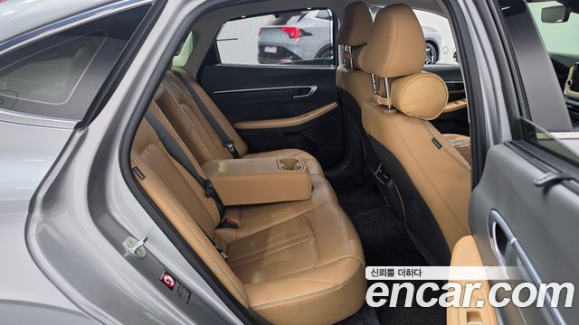 Hyundai Sonata 2021 — photo 17