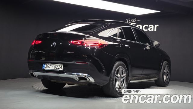 Mercedes-Benz GLE-Class 2021 — photo 2