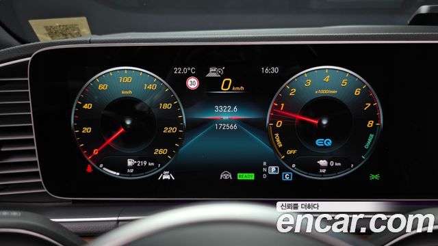 Mercedes-Benz GLE-Class 2021 — photo 8