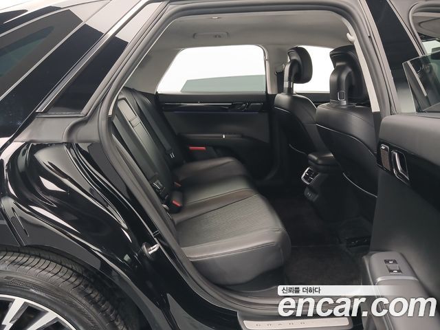 Hyundai Grandeur 2023 — photo 17