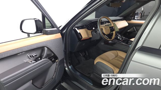 Land Rover Range Rover Sport 2023 — photo 10