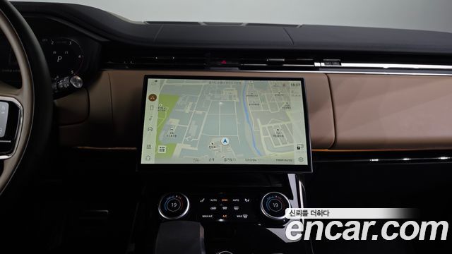 Land Rover Range Rover Sport 2023 — photo 14