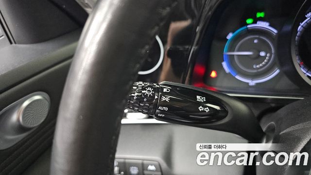 Hyundai AVANTE 2023 — photo 26