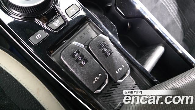 Kia EV6 2022 — photo 22