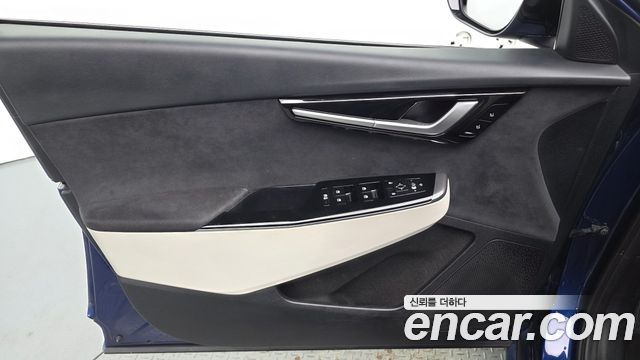 Kia EV6 2022 — photo 14