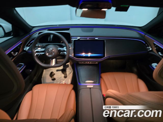 Mercedes-Benz E-Class 2026 — photo 7