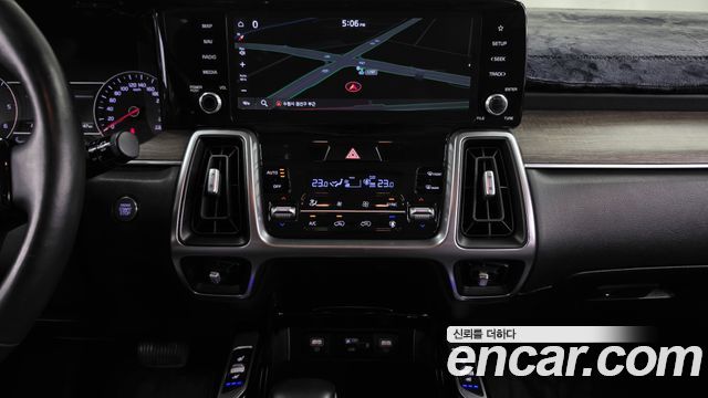 Kia Sorento 2021 — photo 19