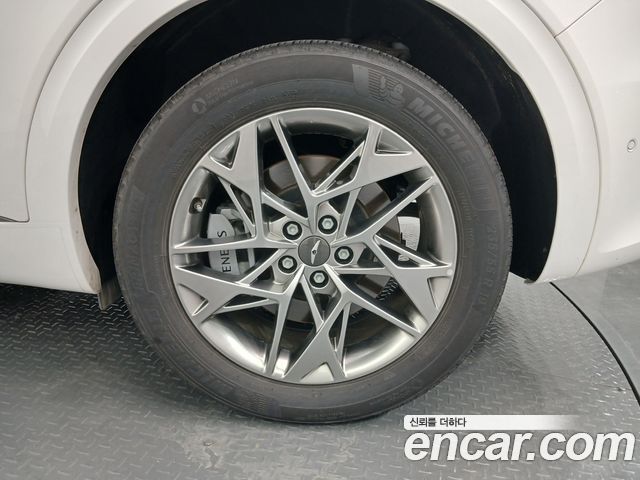 Genesis GV70 2023 — photo 7