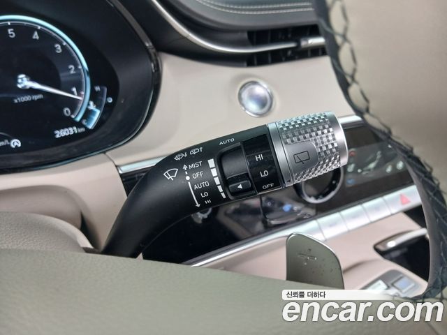 Genesis GV70 2023 — photo 30