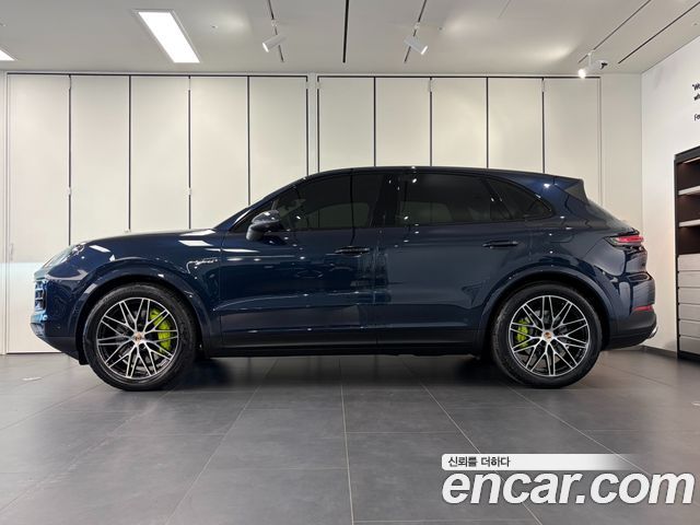 Porsche Cayenne 2026 — photo 6