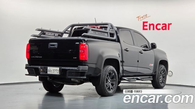 Chevrolet Korea Colorado 2022 — photo 2