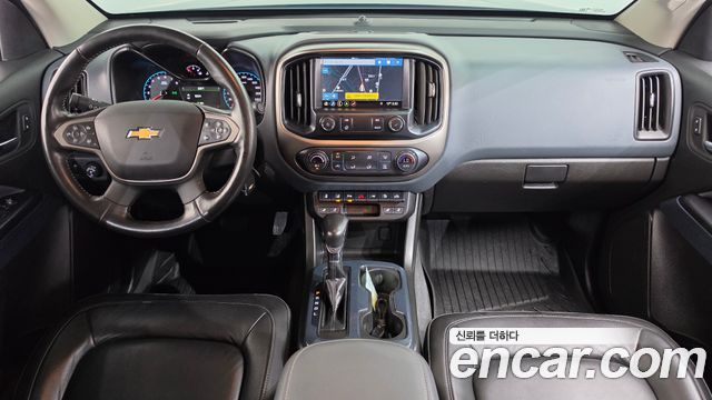 Chevrolet Korea Colorado 2022 — photo 10