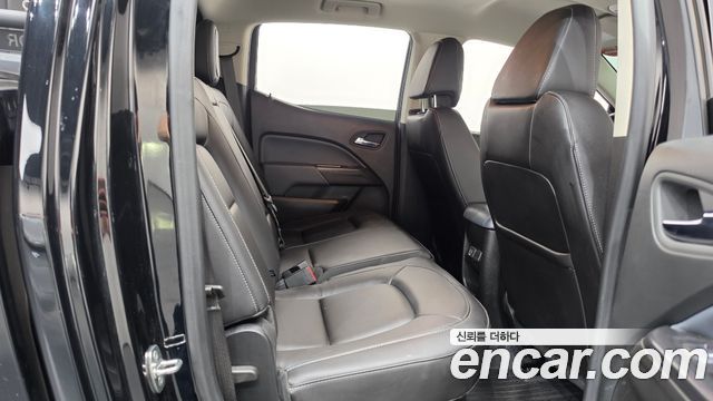 Chevrolet Korea Colorado 2022 — photo 17