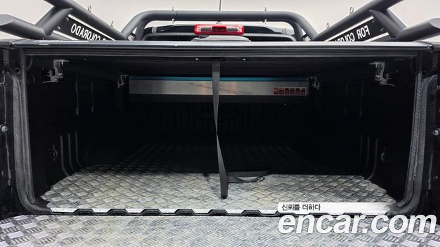 Chevrolet Korea Colorado 2022 — photo 23