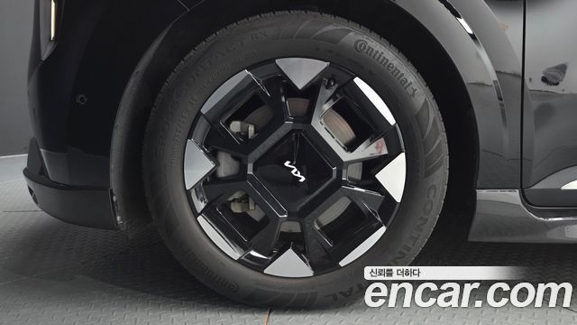 Kia Canival 2025 — photo 5