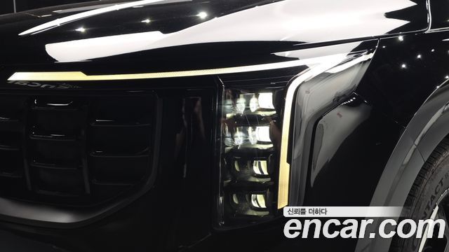 Kia Canival 2025 — photo 8