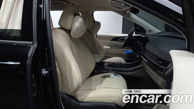 Kia Canival 2025 — photo 16