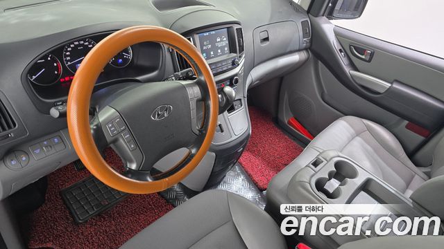 Hyundai Starex 2021 — photo 7