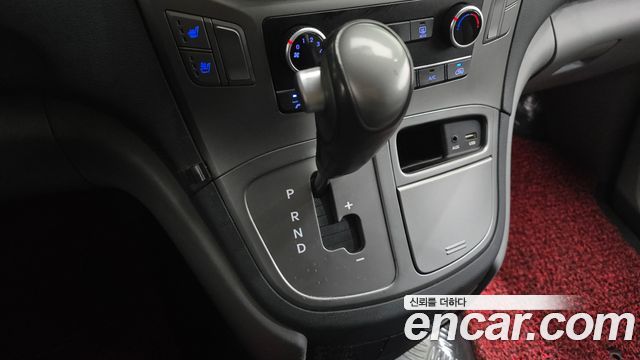 Hyundai Starex 2021 — photo 9