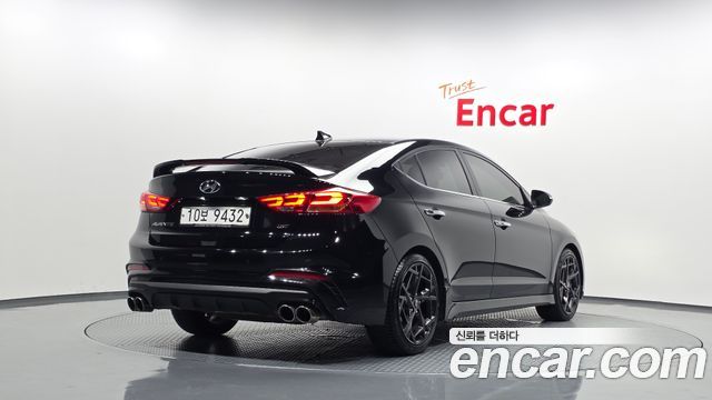 Hyundai AVANTE 2018 — photo 2