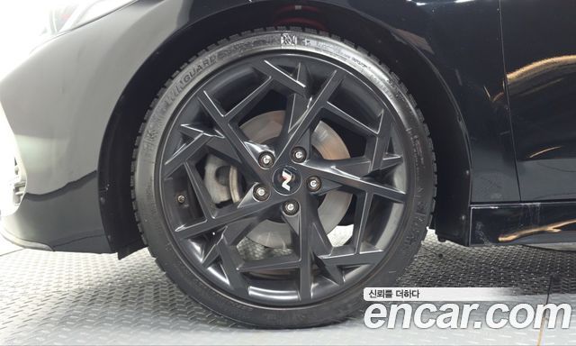 Hyundai AVANTE 2018 — photo 5