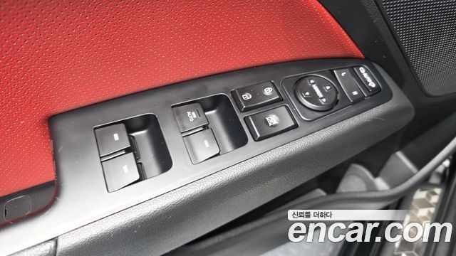 Hyundai AVANTE 2018 — photo 29