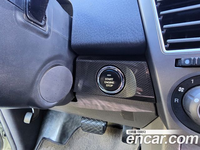 KG Mobility KORANDO 2014 — photo 17