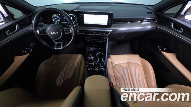 Kia K5 2022 — photo 10