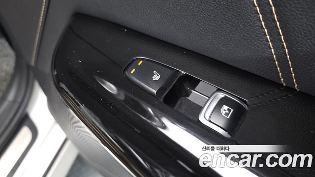Kia K5 2022 — photo 24