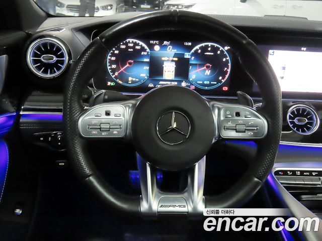 Mercedes-Benz AMG GT 2021 — photo 9