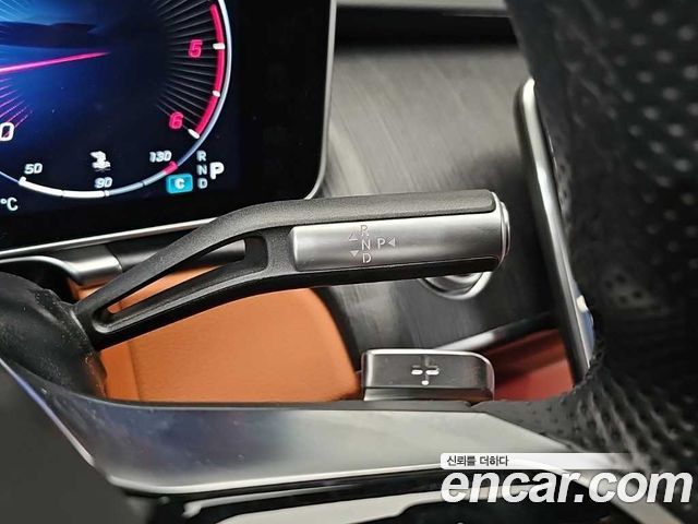 Mercedes-Benz S-Class 2022 — photo 8