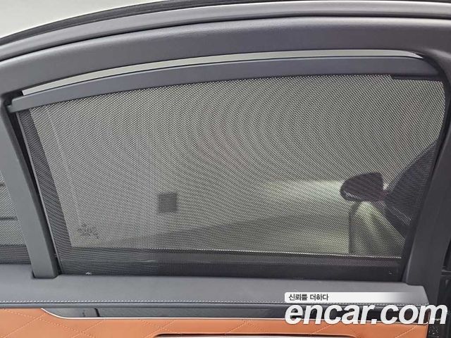 Mercedes-Benz S-Class 2022 — photo 14