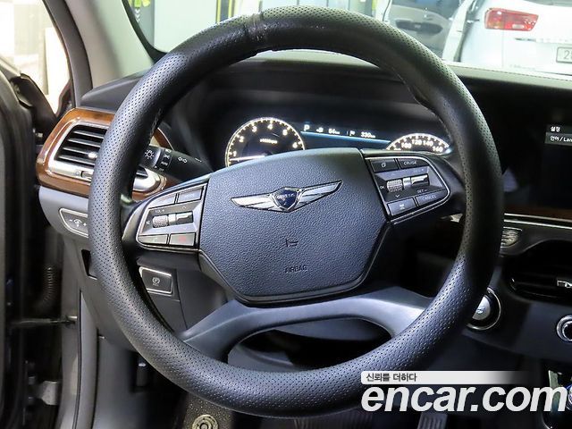 Genesis EQ900 2016 — photo 8