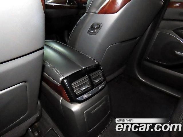 Genesis EQ900 2016 — photo 17