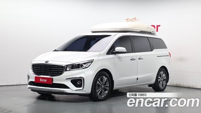 Kia Canival 2019 — photo 1