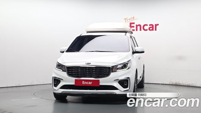 Kia Canival 2019 — photo 3