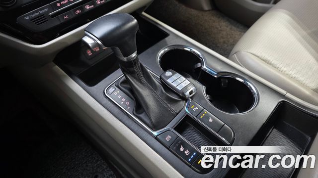 Kia Canival 2019 — photo 9